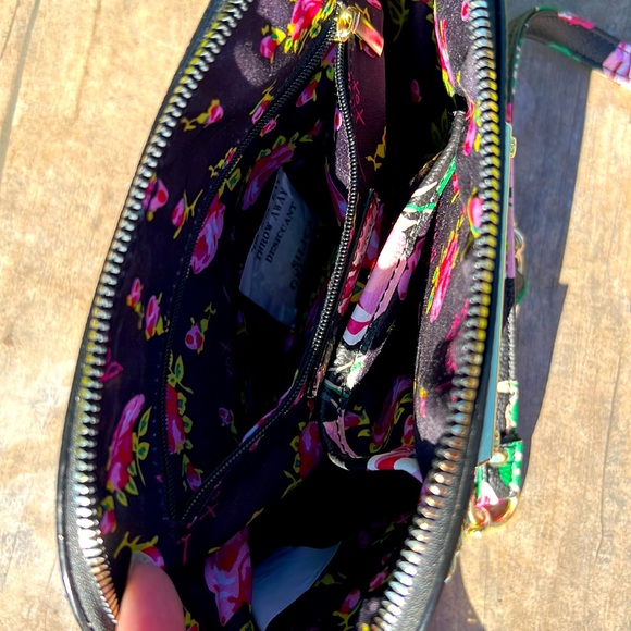 NWOT Betsey Johnson Crossbody - Picture 7 of 7